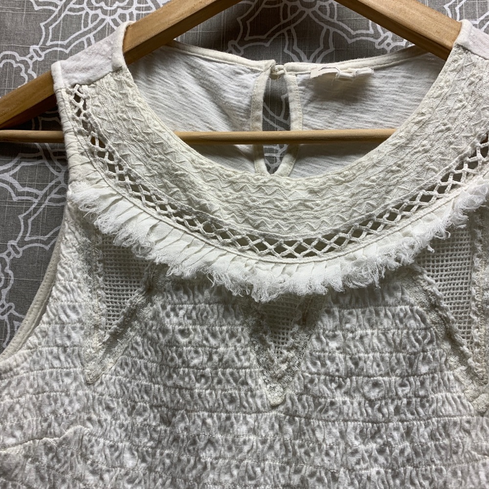 Delicate Peblum top - Picture 1 of 5
